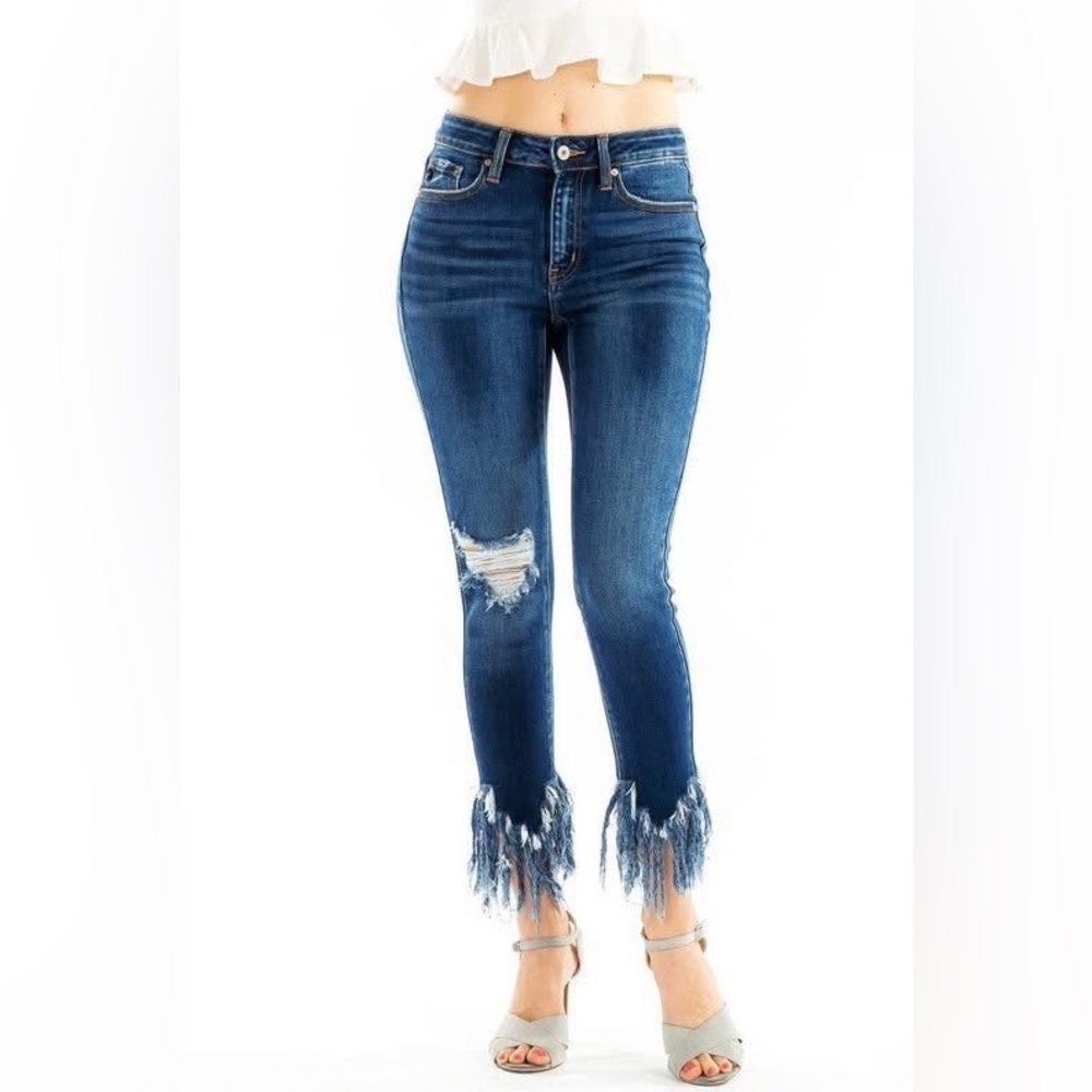 KanCan “Gemma” Distressed Frayed Hem Jeans